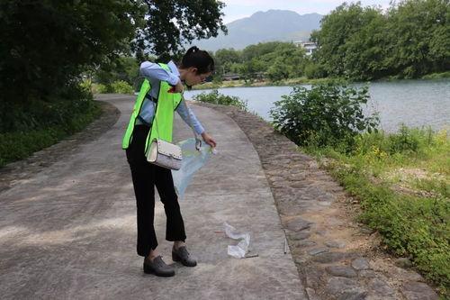 河边吃瓜事件,一场引发热议的街头冲突