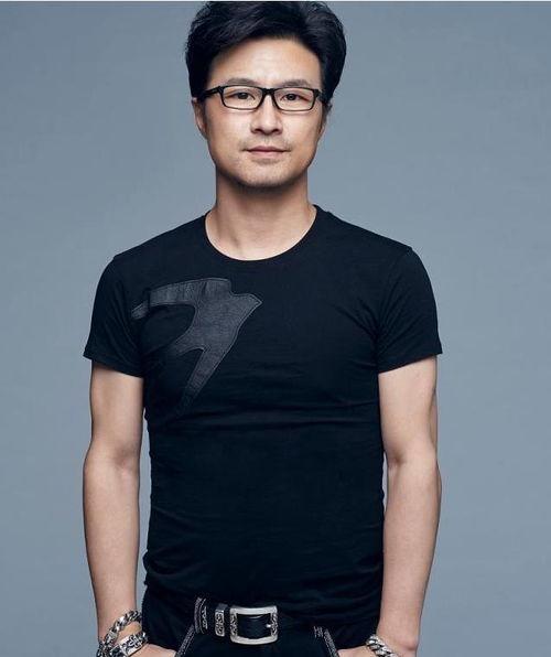 发歌吃瓜,跟随“发歌吃瓜”感受音乐与娱乐的完美融合