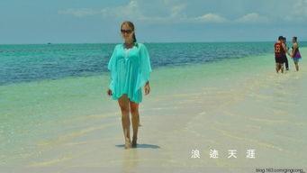 菲律宾女孩吃瓜